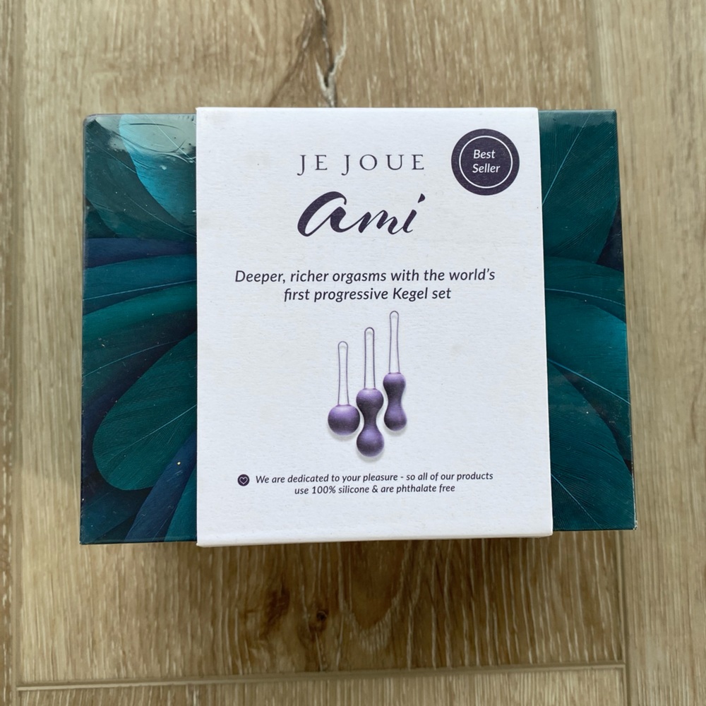 Kegel set (new in box)